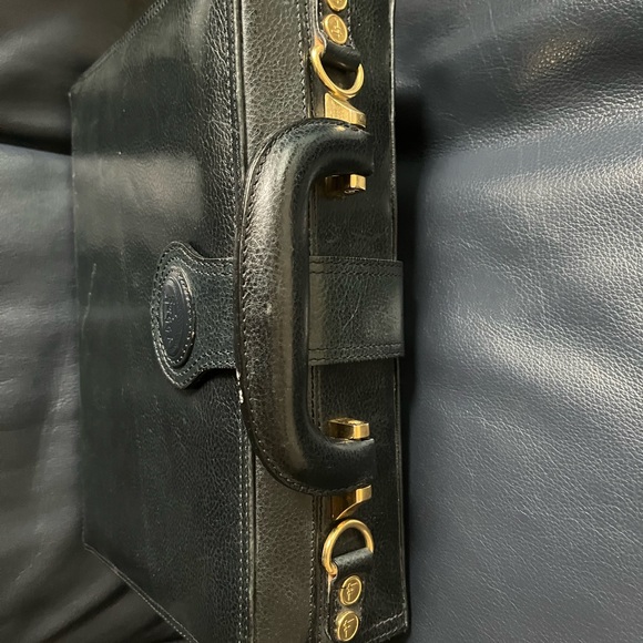 Mini briefcase handbag- adorable and unique - Picture 4 of 5